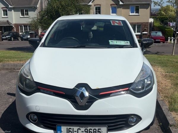 Renault Clio Hatchback, Petrol, 2016, White