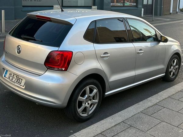 Volkswagen Polo Hatchback, Petrol, 2012, Silver