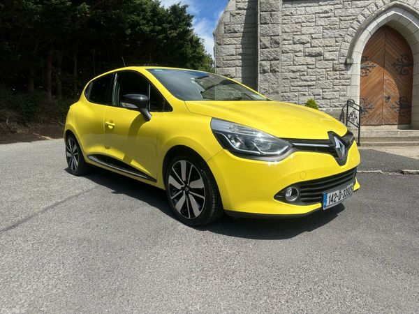 Renault Clio Hatchback, Petrol, 2014, Yellow