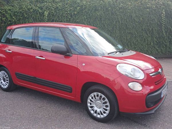 Fiat 500L MPV, Petrol, 2016, Red