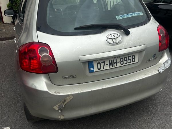 Toyota Auris Hatchback, Petrol, 2007, Silver