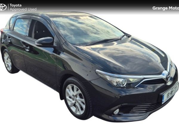 Toyota Auris Hatchback, Petrol, 2018, Black