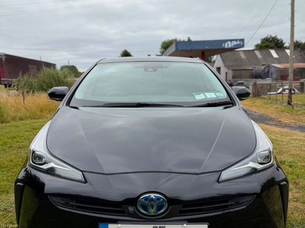 Toyota Prius Hatchback, Petrol Hybrid, 2020, Black