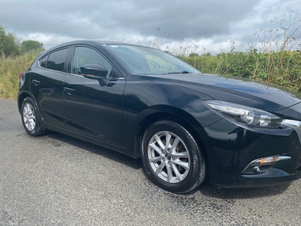 Mazda Mazda3 Hatchback, Diesel, 2017, Black
