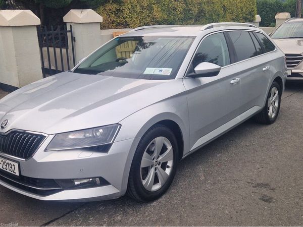 Skoda Superb Estate, Diesel, 2016, Silver