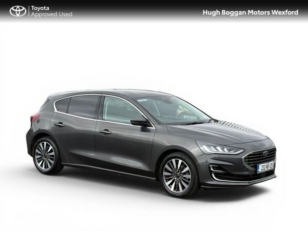 Ford Focus Hatchback, Petrol, 2023, Grey