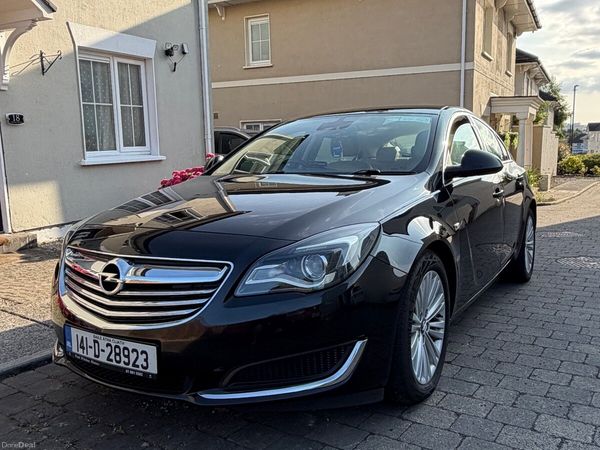 Opel Insignia Hatchback, Diesel, 2014, Black