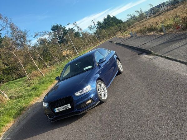 Audi A4 Saloon, Diesel, 2014, Blue