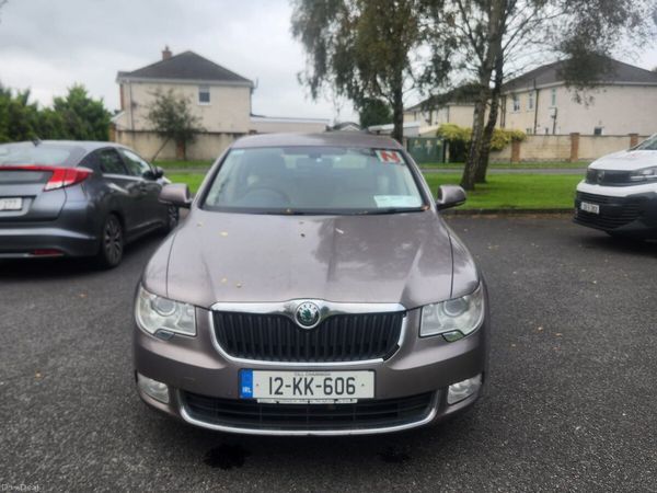 Skoda Superb Saloon, Diesel, 2012, Purple