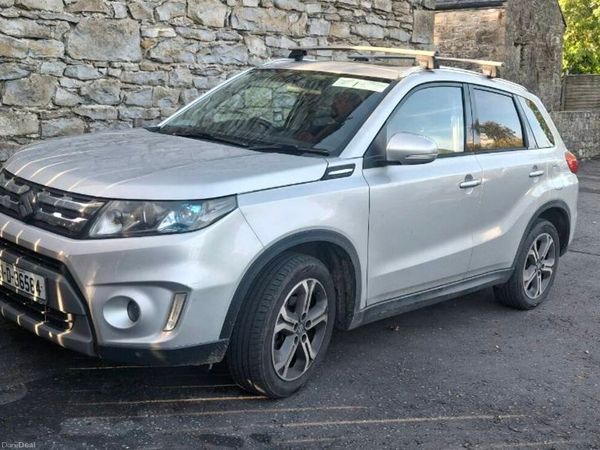 Suzuki Vitara SUV, Diesel, 2016, Silver