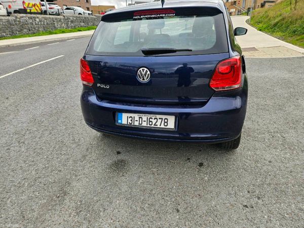 Volkswagen Polo Hatchback, Petrol, 2013, Blue
