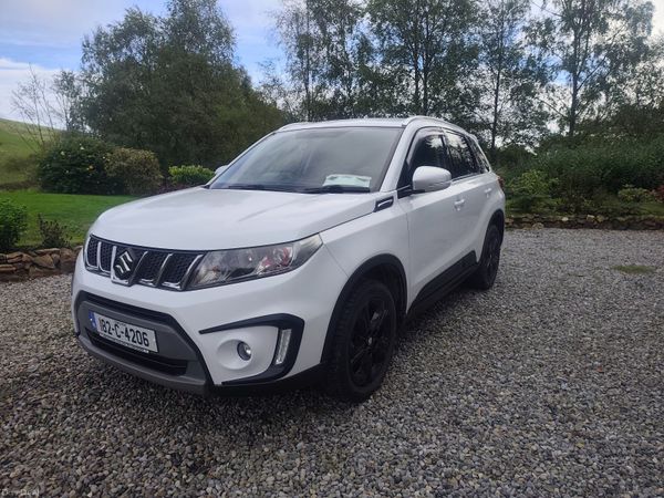 Suzuki Vitara SUV, Petrol, 2018, White
