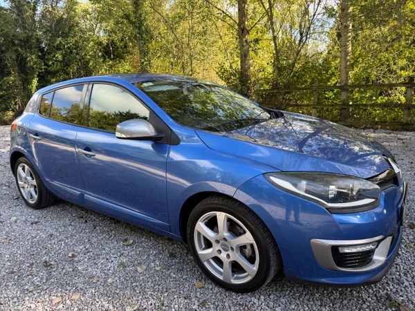 Renault Megane Hatchback, Petrol, 2015, Blue