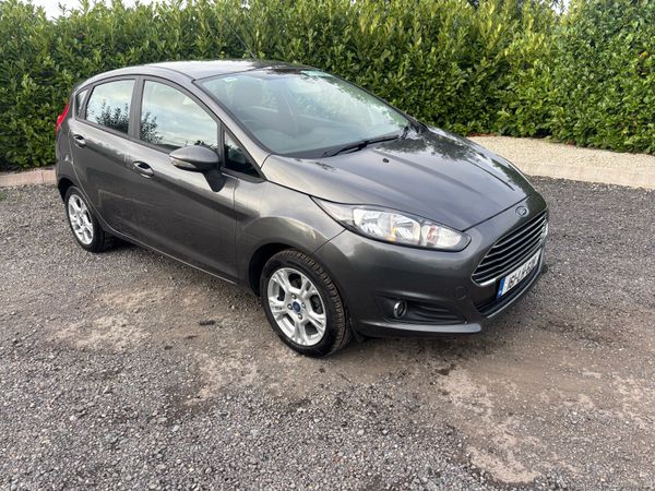 Ford Fiesta Hatchback, Diesel, 2016, Grey