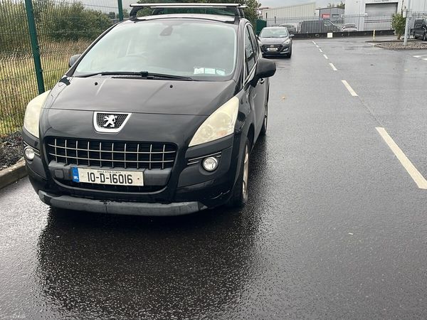 Peugeot 3008 MPV, Diesel, 2010, Black