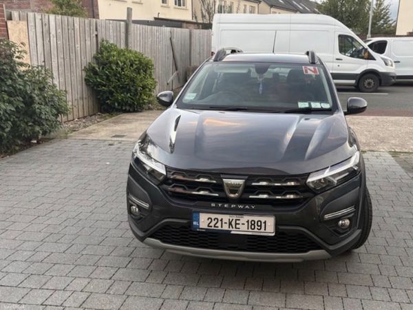 Dacia Sandero Stepway Hatchback, Petrol Gas, 2022, Grey
