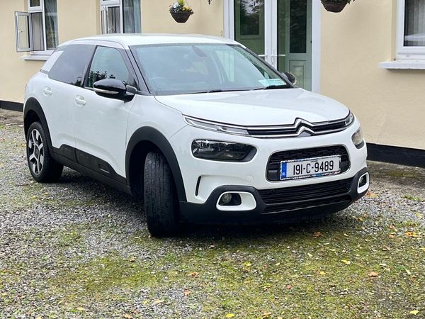 Citroen C4 Hatchback, Petrol, 2019, White