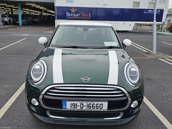 Mini Cooper Hatchback, Petrol, 2019, Green