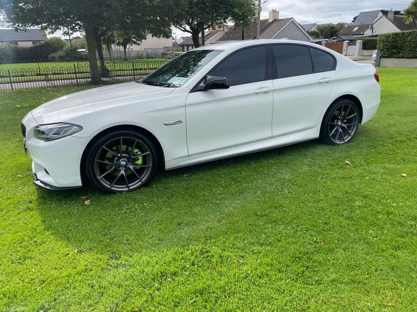 BMW 5-Series Saloon, Diesel, 2011, White