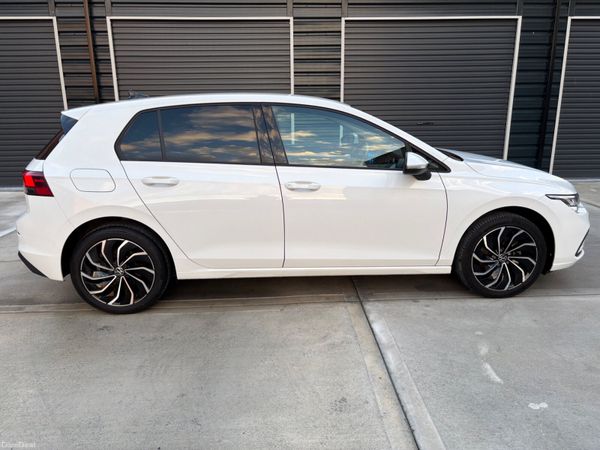Volkswagen Golf Estate, Petrol, 2024, White