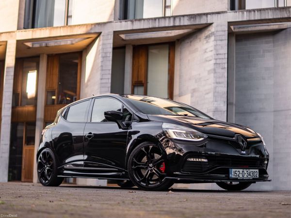 Renault Clio Hatchback, Petrol, 2015, Black