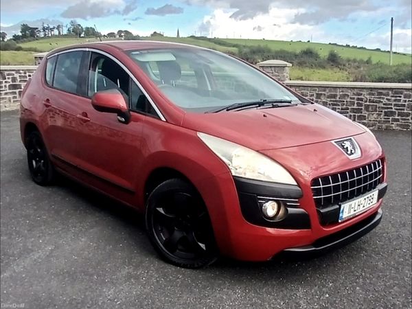 Peugeot 3008 MPV, Diesel, 2011, Red