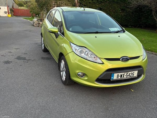 Ford Fiesta Hatchback, Petrol, 2011, Green