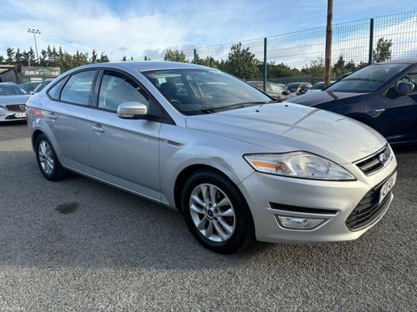 Ford Mondeo Hatchback, Diesel, 2014, Silver