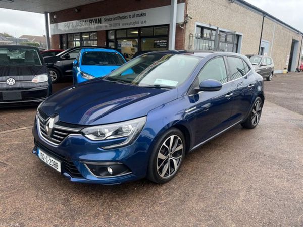 Renault Megane Hatchback, Diesel, 2019, Blue