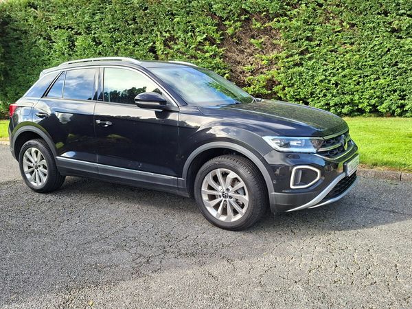 Volkswagen T-Roc SUV, Petrol, 2022, Black