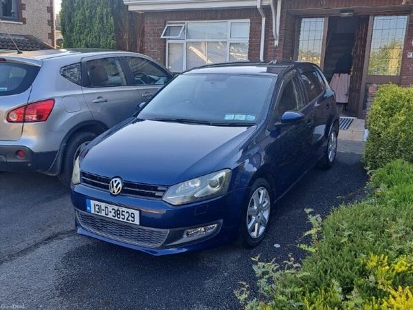Volkswagen Polo Hatchback, Petrol, 2013, Blue