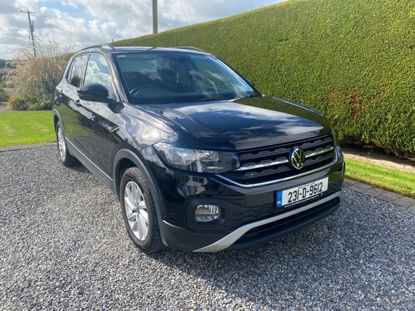 Volkswagen T-Cross Estate/Jeep, Petrol, 2023, Black