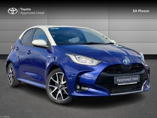 Toyota Yaris Hatchback, Petrol Hybrid, 2021, Blue