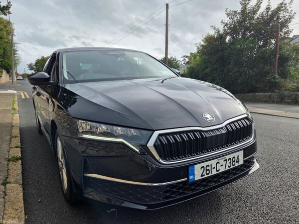 Skoda Octavia Hatchback, Petrol, 2026, Black