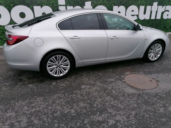 Opel Insignia Hatchback, Diesel, 2014, Silver
