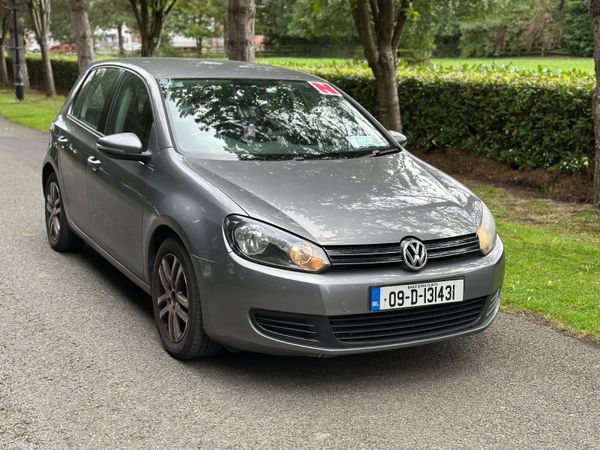Volkswagen Golf Hatchback, Petrol, 2009, Grey