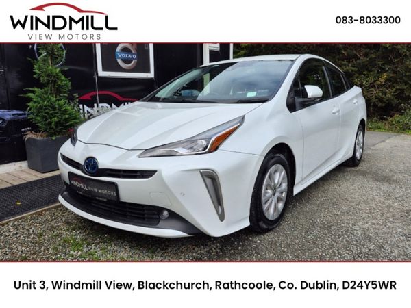 Toyota Prius Saloon, Petrol Hybrid, 2021, White