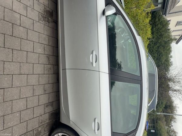Audi A4 Saloon, Diesel, 2010, Silver