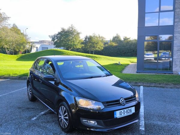 Volkswagen Polo Hatchback, Petrol, 2010, Black