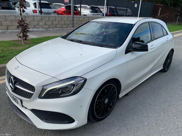 Mercedes-Benz 200 Hatchback, Diesel, 2017, White