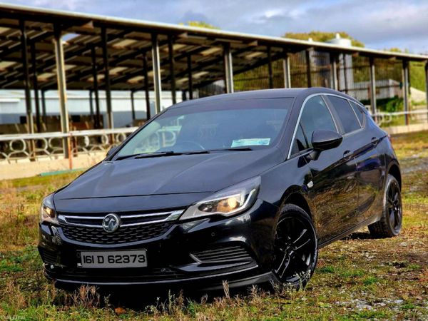 Vauxhall Astra Hatchback, Diesel, 2016, Black