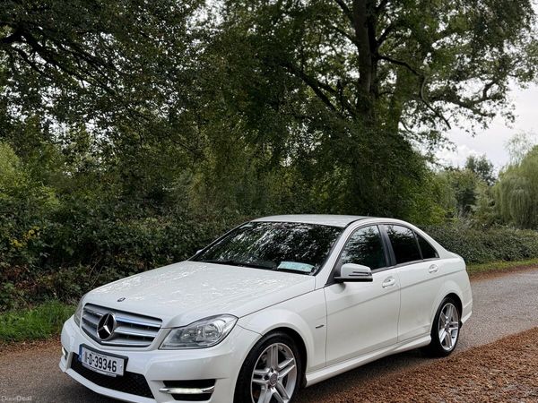 Mercedes-Benz C-Class Saloon, Diesel, 2011, White