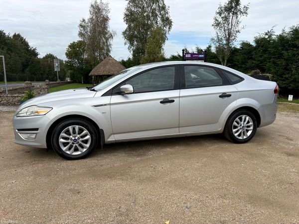 Ford Mondeo Saloon, Diesel, 2011, Silver