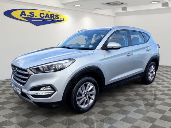 Hyundai Tucson SUV, Diesel, 2016, Silver