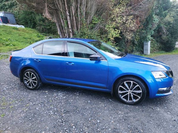 Skoda Octavia Saloon, Diesel, 2018, Blue