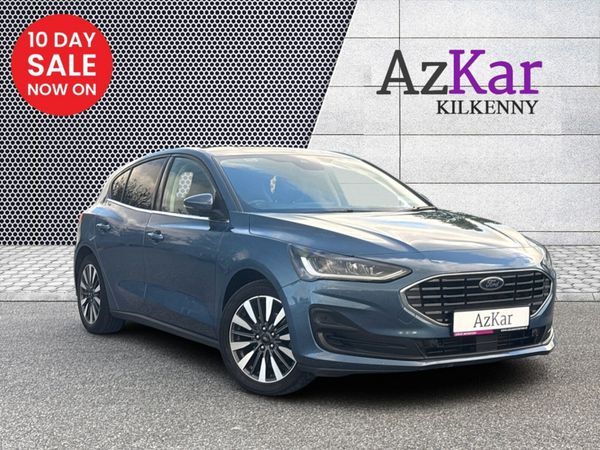 Ford Focus Hatchback, Petrol, 2024, Blue