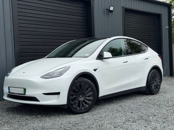 Tesla Model Y SUV, Electric, 2022, White