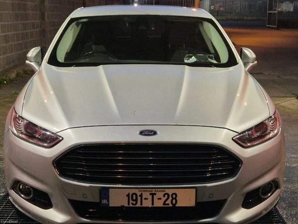 Ford Mondeo Hatchback, Diesel, 2019, Grey