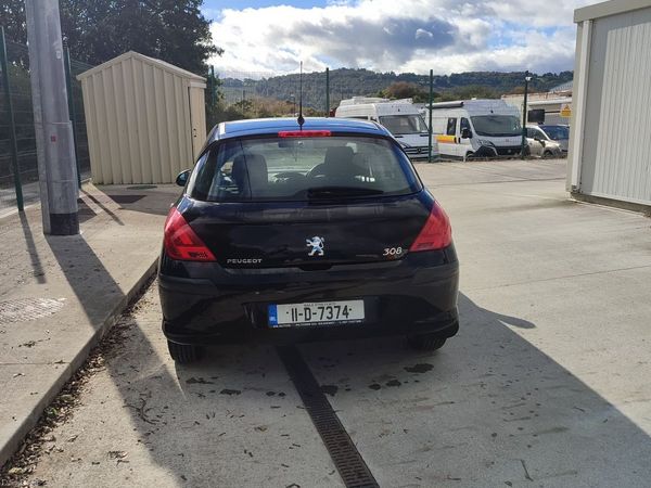 Peugeot 308 Hatchback, Diesel, 2011, Black