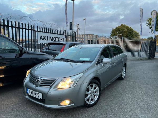 Toyota Avensis Estate, Diesel, 2011, Grey